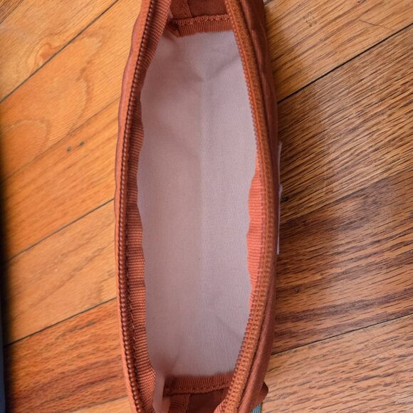 REI tote bag and travel pouches - Picture 4 of 7